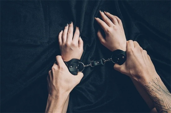 西檬之家-恋足癖是什么意思？BDSM新手必读指南